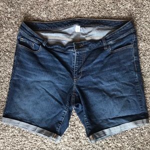 Brand new jean shorts